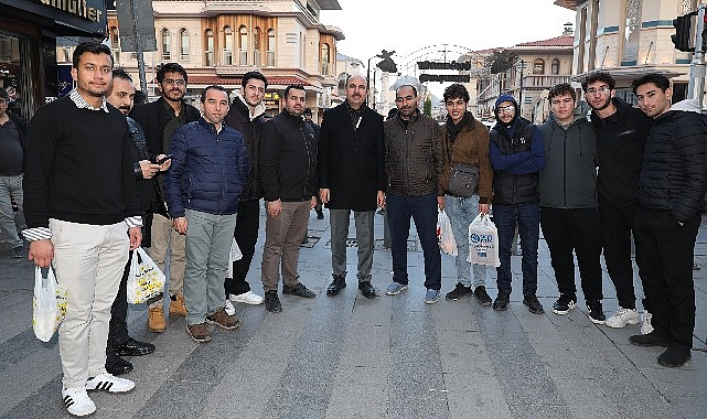 Başkan Altay, Şeb-i Arus Etkinlikleri İçin Konya’ya Gelen Misafirlerle ve Esnafla Buluştu