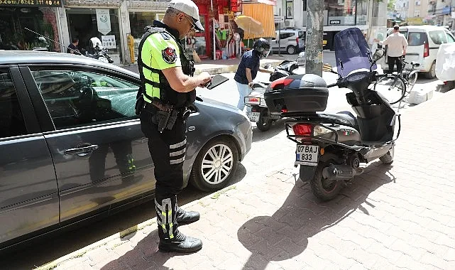 Büyükşehir’den kaldırım işgallerine denetim