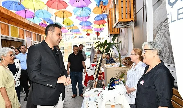 Çiğli’de kadınların el emeği ürünleri görücüye çıktı