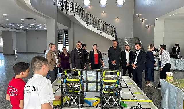 Geleceğin Teknoloji Liderleri Ödüllendirildi