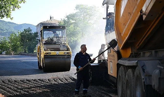 Kartepe’de Asfalt Çalışmaları Aralıksız Devam Ediyor