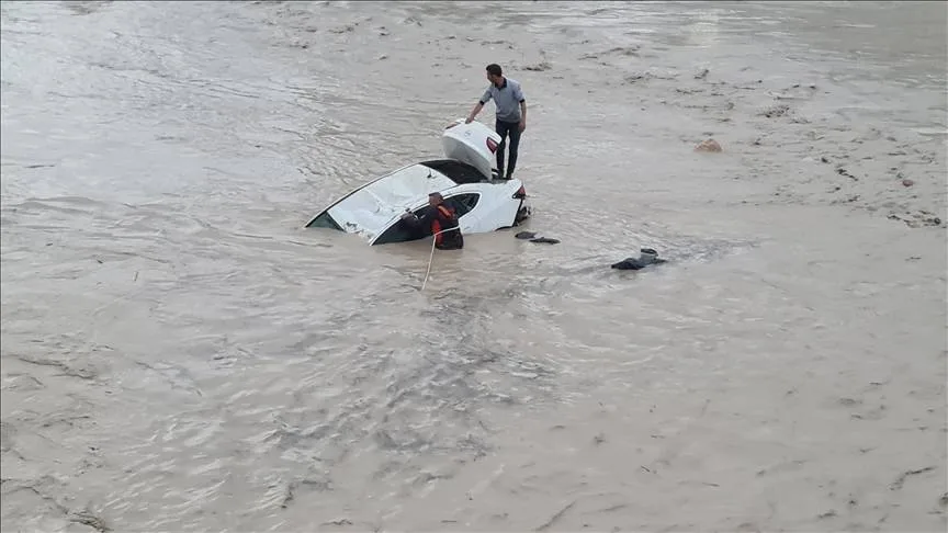 Osmaniye’de Sağanak Nedeniyle Bülbül Deresi Taştı