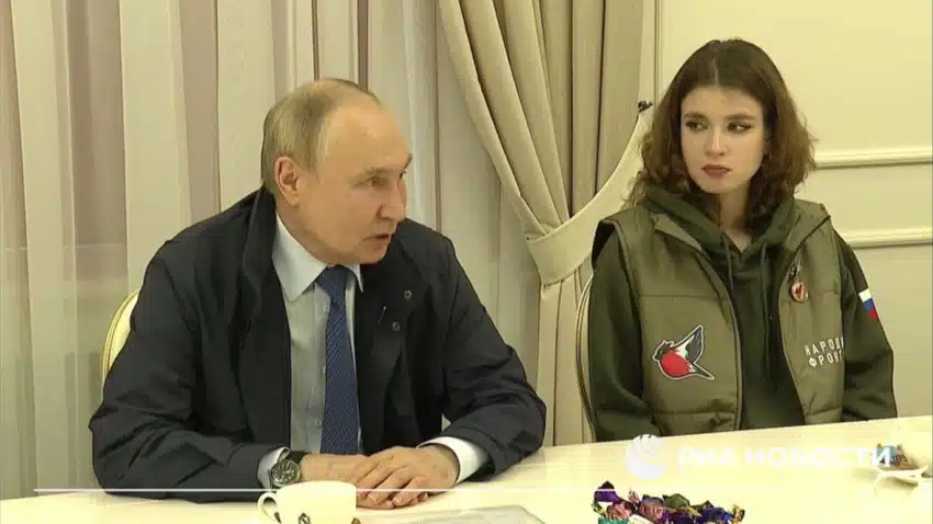 Putin, Ukrayna’dan geri alınan Kursk bölgesini ziyaret etti.