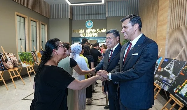 Başkan Zeyrek, Belediye Çalışanlarıyla Bayramlaştı