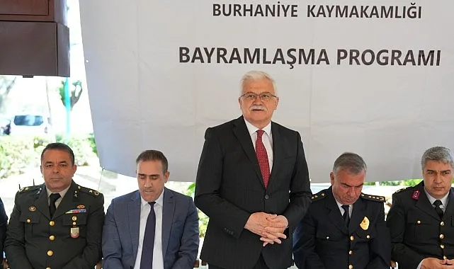 Burhaniye’de Bayramlaşma Töreni Yapıldı