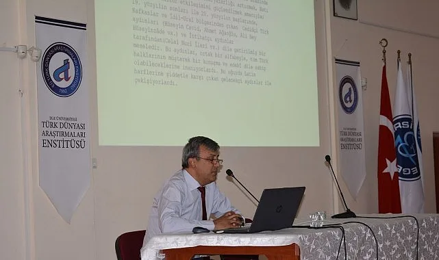 EÜ’de “Dünden Bugüne Türk Dünyasında Ortak Alfabe Meselesi’’ konuşuldu