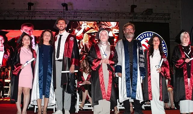 EÜTF’de 65. Dönem Mezunları Büyük Bir Coşku İle Uğurlandı