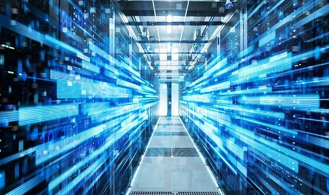 Flash Depolama, Veri Merkezi Operasyonlarını Nasıl Destekler