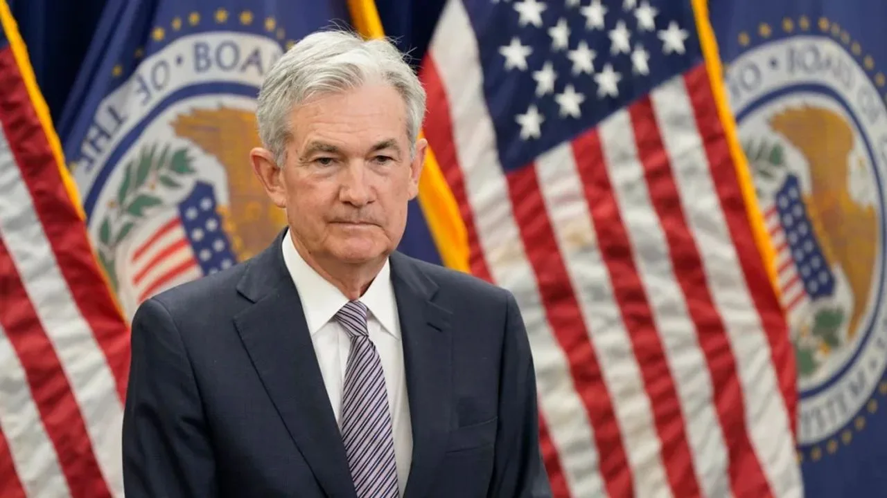Küresel Piyasalar Nefesini Tuttu: Fed Başkanı Powell’ın Bu Akşamki Konuşması Merakla Bekleniyor