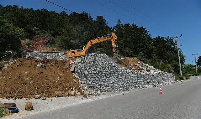 Uludağ yolunda kaçak yapılara izin yok