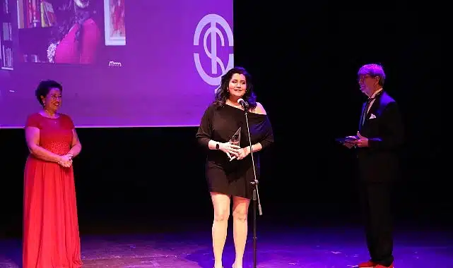 Yeni Tiyatro & Yeni Sinema Dergisi 12. Emek ve Başarı Ödülleri’nde Şehir Tiyatroları’na 7 ödül