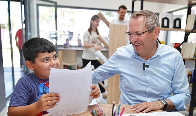 Ayvalık’ta Çocuklar Karikatür Atölyesi’ne büyük bir ilgi gösterdi