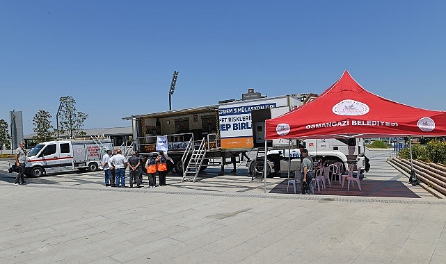 Osmangazi’de gerçek gibi deprem eğitimi
