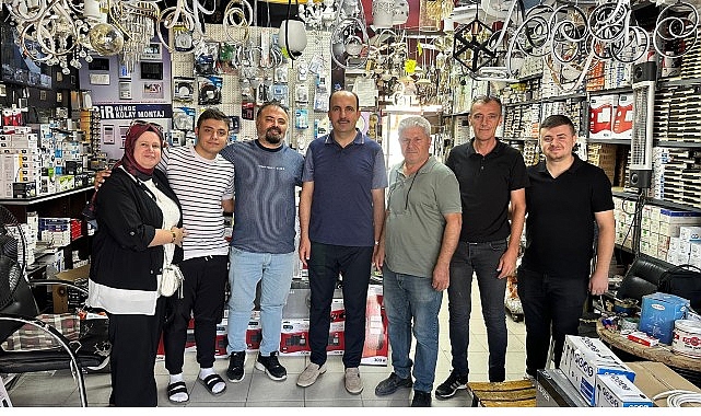Başkan Altay Şehir Merkezinde Esnafları Ziyaret Etti