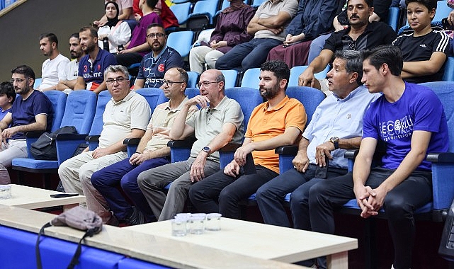 Sporun Merkezi Selçuklu’da Masa Tenisi Heyecanı Yaşandı