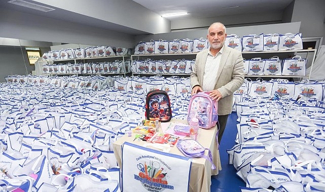 Canik Belediyesi’nden Okula Başlayan Tüm Çocuklara Çanta ve Kırtasiye Setleri Hediye