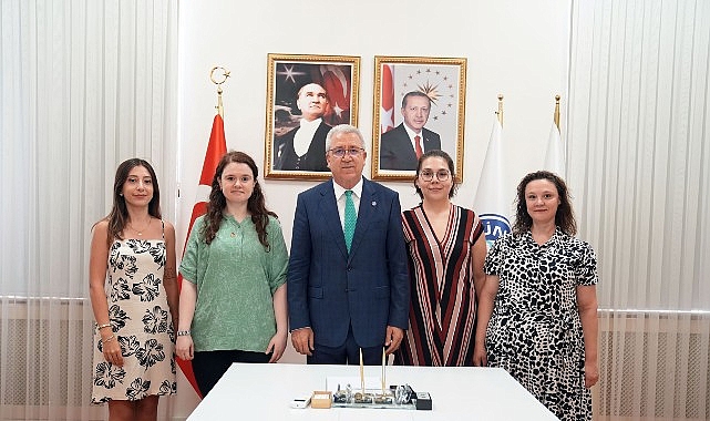 Egeli bilim ekibi HIV enfeksiyonunun erken tanısına yönelik nanobiyosensör geliştirecek