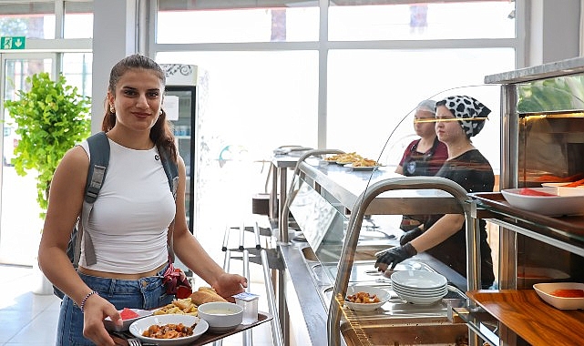 Buca Belediyesi’nden öğrenci bütçesine destek