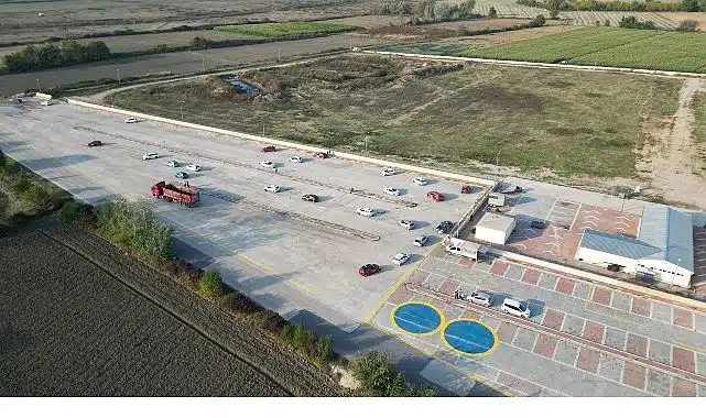 İnegöl Belediyesi’nin Yeni Sürücü Eğitim Alanı Hizmete Girdi