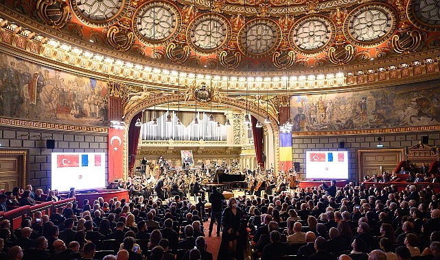 İstanbul Devlet Senfoni Orkestrası Cumhuriyet’in 102. yıl coşkusunu Romanya’da yaşattı