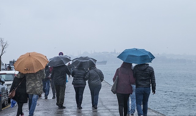 İstanbul, hafta sonuna kuvvetli yağışla giriyor