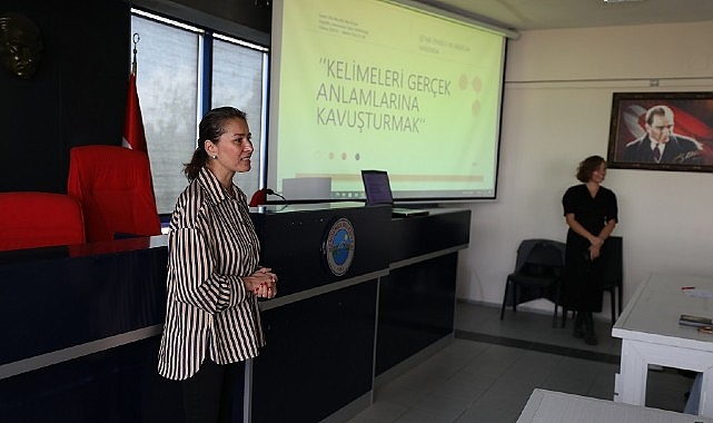 Menderes Belediyesi’nde Personele İşaret Dili Eğitimi