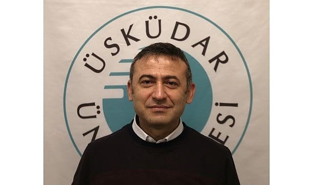Uzmanı uyarıyor! Öğrenciler korsan ödev ve tez sitelerinden uzak dursun!