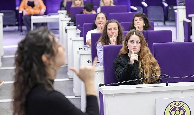 Buca Belediyesi’nden engelsiz hizmet için önemli adım;    Belediye personeline işaret dili eğitimi