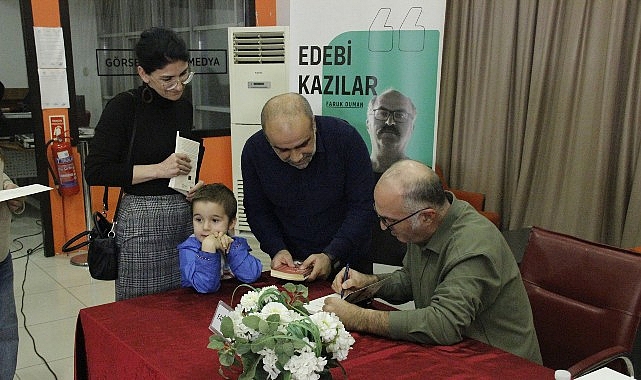 Faruk Duman, Nilüfer’de yazarlık serüvenini ve “Balıklarla İlgili Rivayet”i anlattı