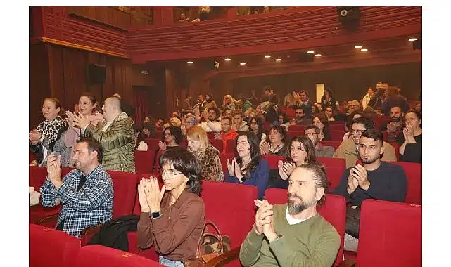 Şehir Tiyatroları’nın Büyük İlgi Gören Oyunu “Köpek Kalbi” Bursa’da Seyirciyle Buluştu