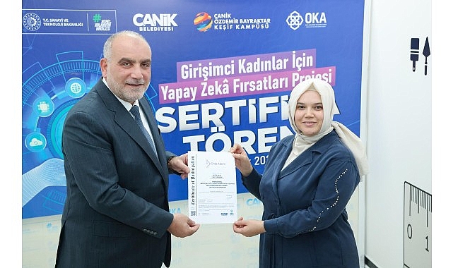 Canik Belediyesi’yle Yapay Zekâ Öğrenen Kadınların Sertifika Coşkusu