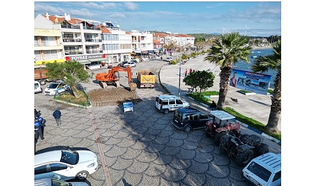 Dikili Belediyesi’nden Estetik Dokunuş: Çandarlı Meydan Projesi Hayata Geçiyor